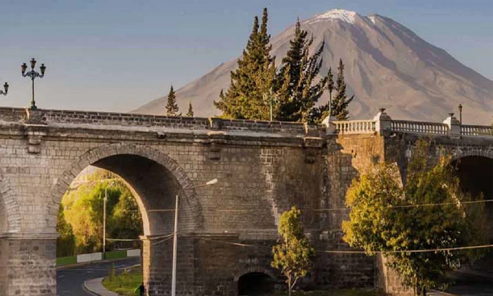 City Tour Arequipa en Mirabus