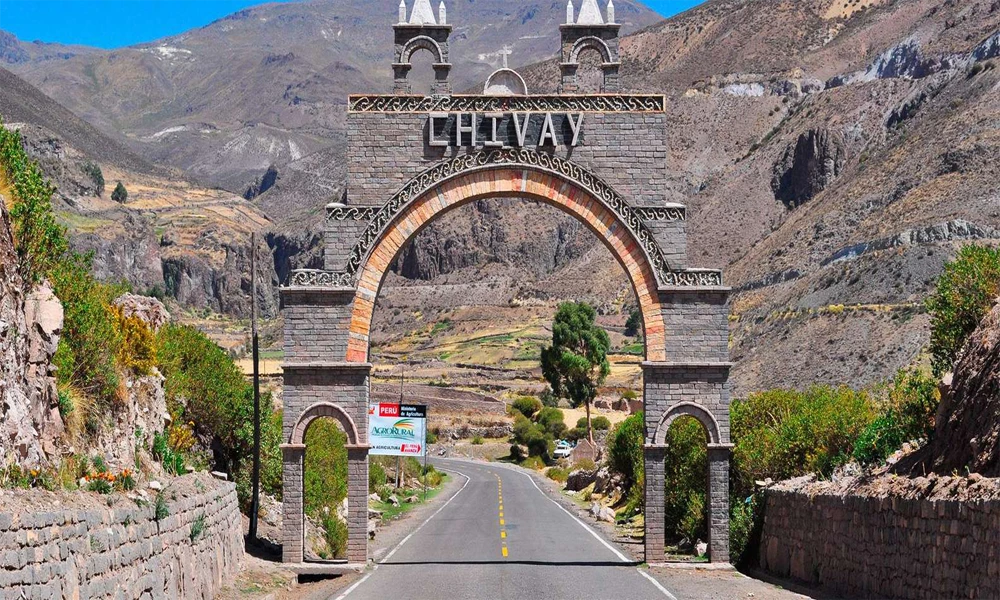 Tour Cañón del Colca Conexión Taquile 3D/2N
