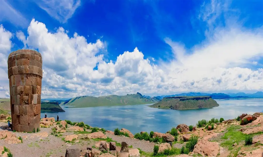 Tiwanaku Tour from La Paz