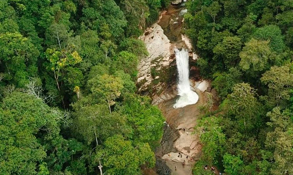 Tour Full Day 7 Tinajas – Catarata Illapani – Chocofinca