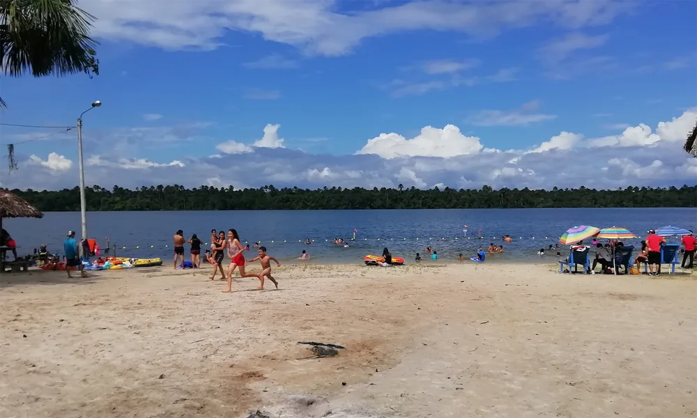 Tour Pesca de Pirañas y Zoológico Amazónico
