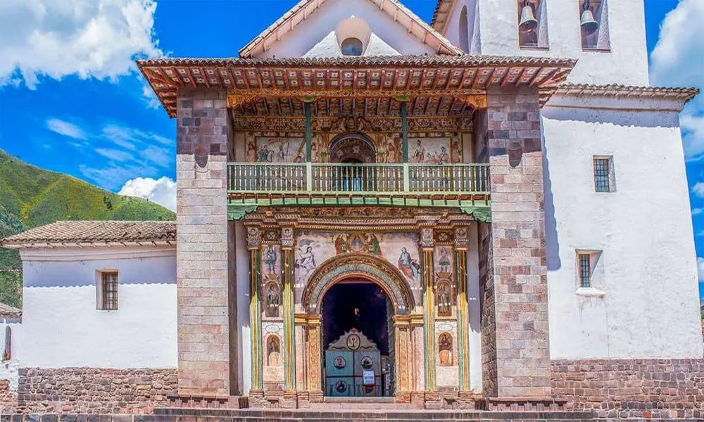 Tour Ruta del Sol | De Cusco a Puno visitando Raqchi – Templo de Wiracocha