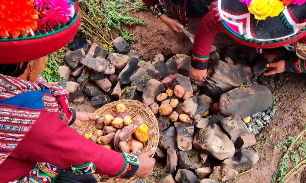 Pachamanca Tour in the Sacred Valley I A Gastronomic Journey