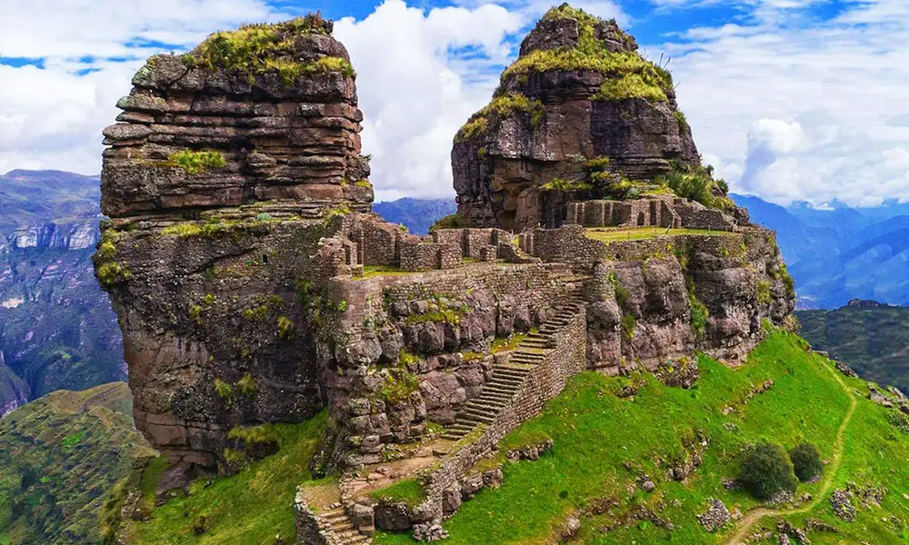 Trekking Waqrapukara: Caminata hacia la Fortaleza Sagrada