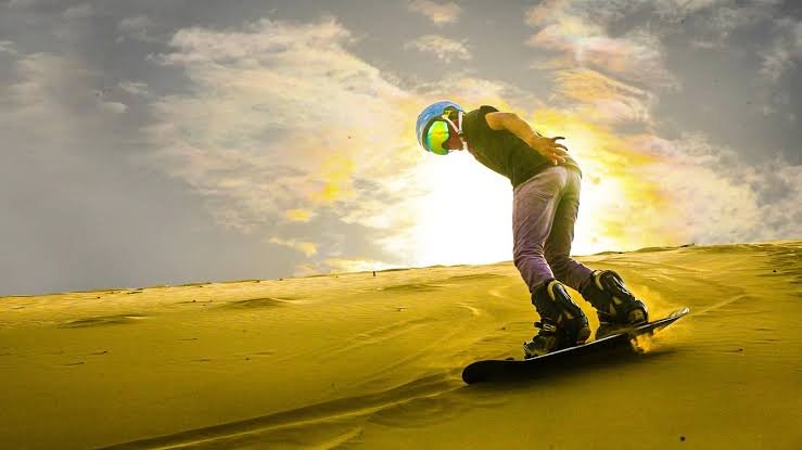 Tour Sandboarding & Playa Acapulco desde Trujillo | Aventura