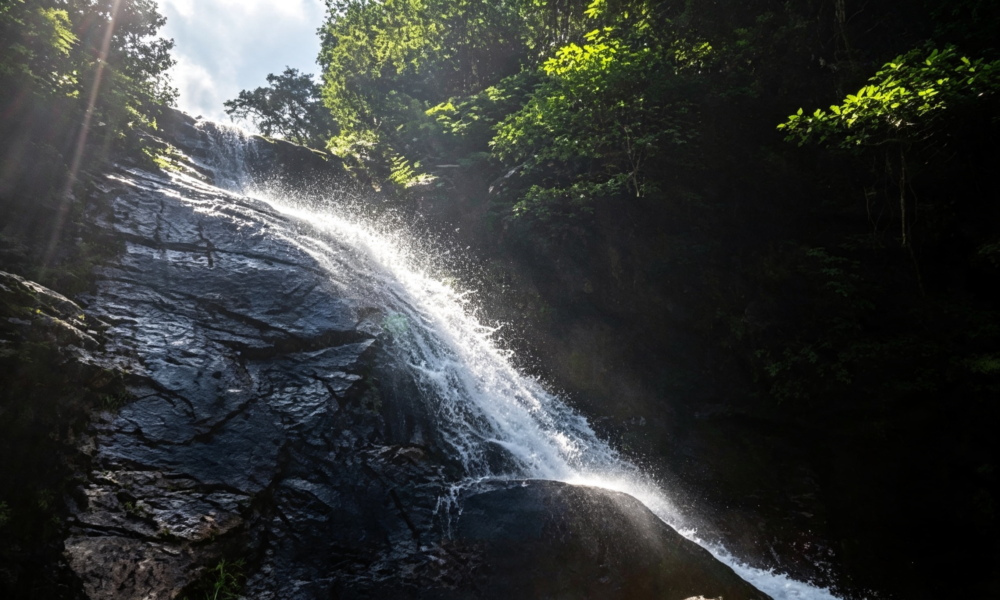 Salto de la Bruja Waterfall Tour | Traditional Lunch