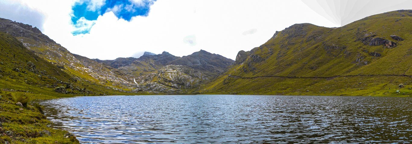 Excursión lagunas de Razuhuillca | «Belleza Natural » | Trekking