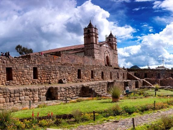 Tour a Vilcashuamán Ciudad Inca | Puyas de Raimondi | Full Day