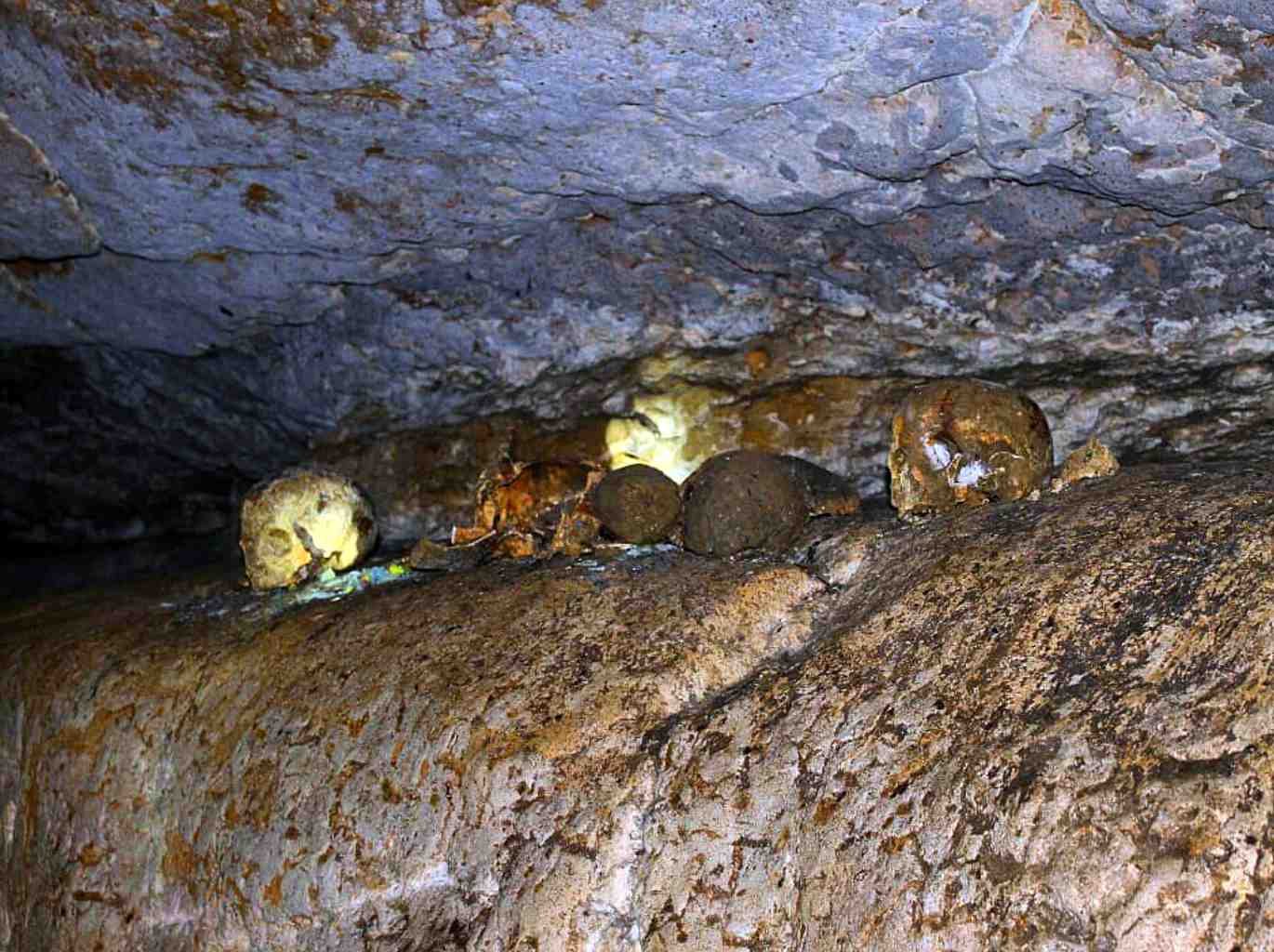 Tour Sarcofagos de Karajia & Utcubamba | Aventura Cultural